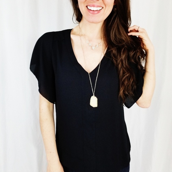 Ivanka Trump Tops - Ivanka Trump medium V-Neck black top-B2